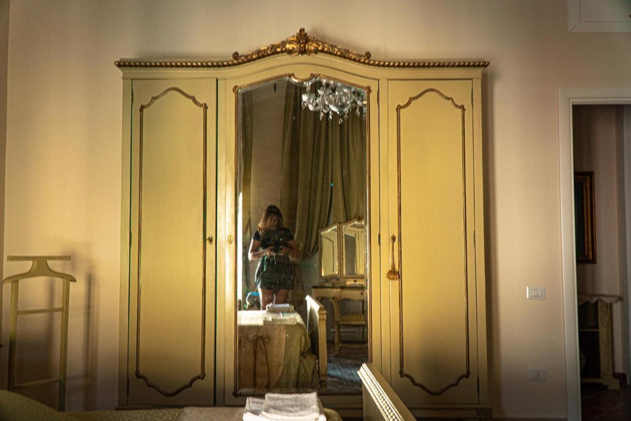 Appartement Palazzo Capece à Caivano Extérieur photo