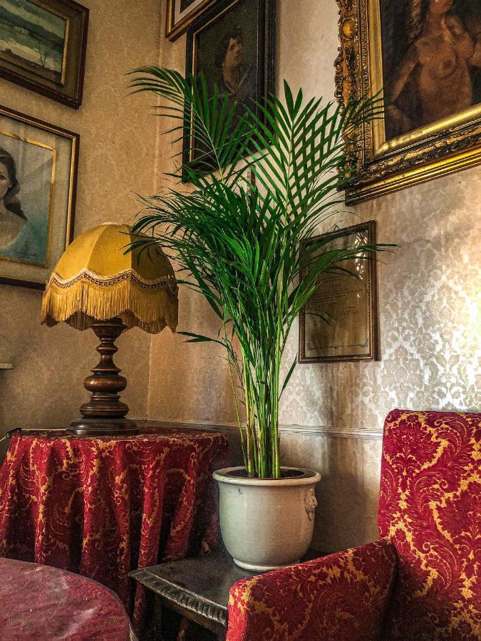 Appartement Palazzo Capece à Caivano Extérieur photo